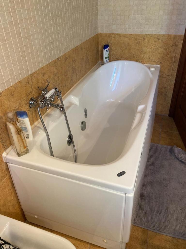 B&B Il Casolare Di Bonci Санта-Мария-а-Монте Номер фото